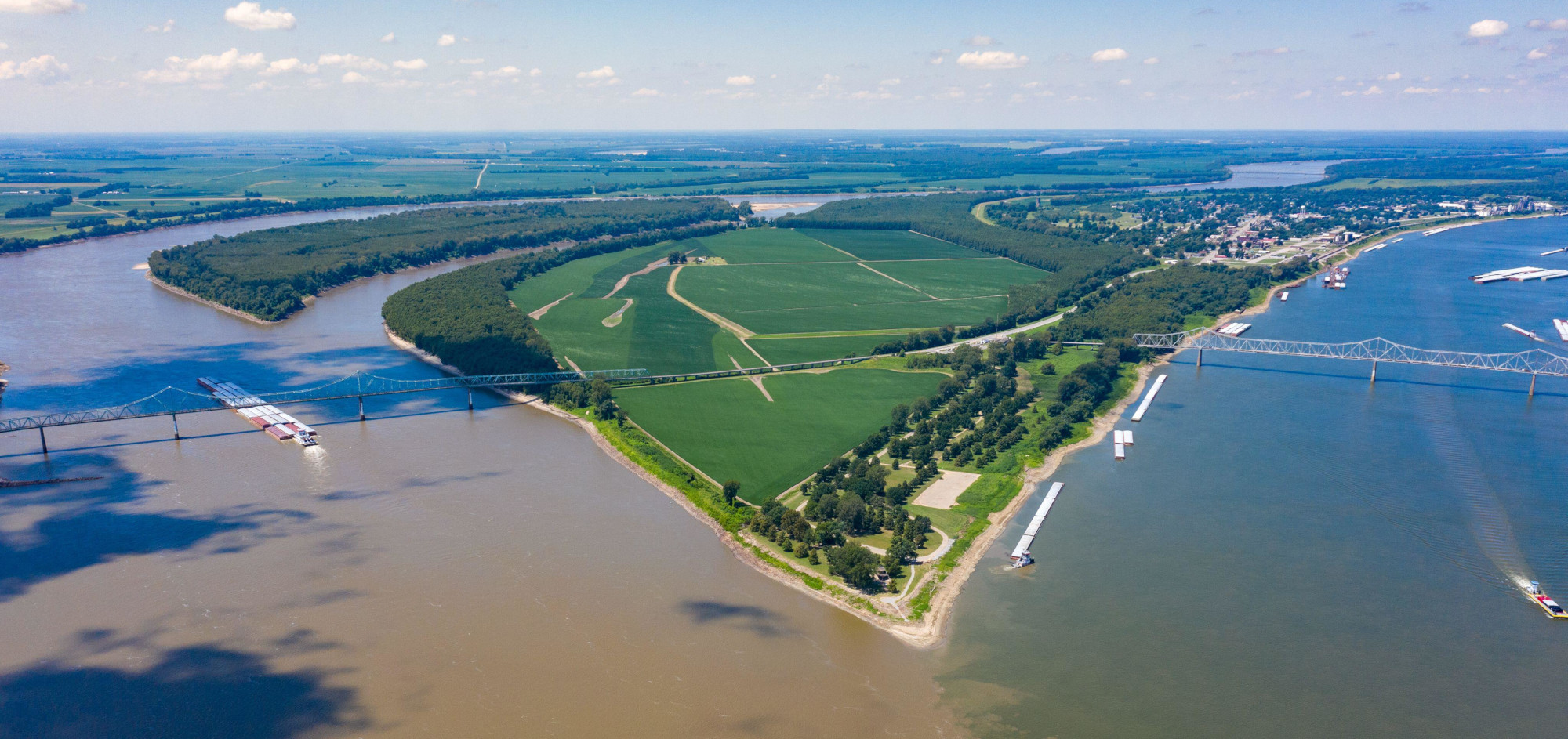 Mississippi-Ohio River Confluence, Cairo, Illinois, USA